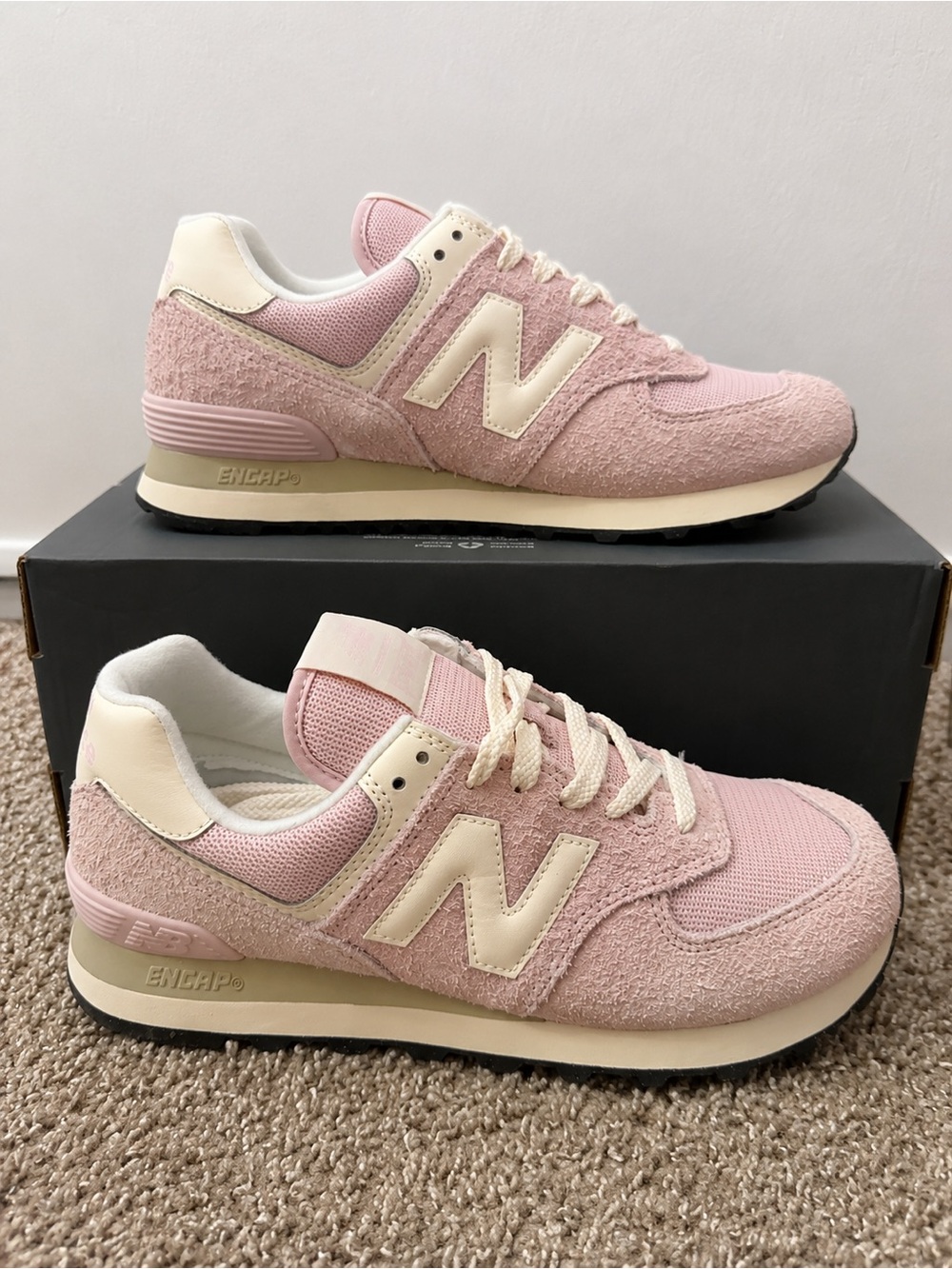 Women’s New Balance 574 Classic WL574CPP Rose Beige Permafrost Colorway Size 9
